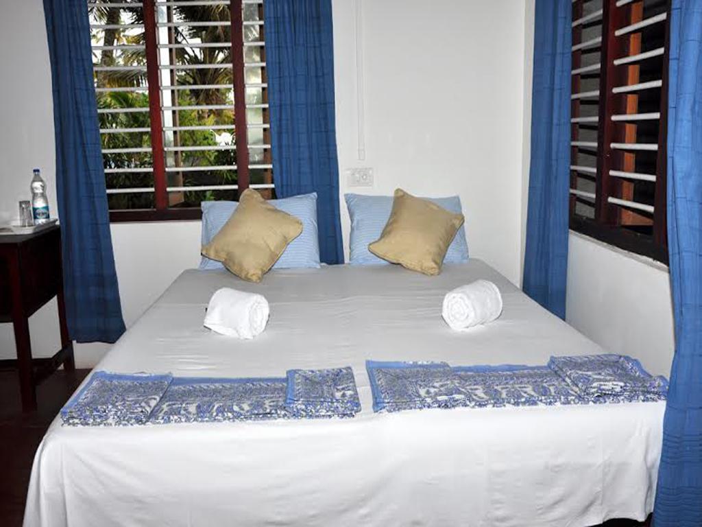 Angeo Beach House Alappuzha Ngoại thất bức ảnh